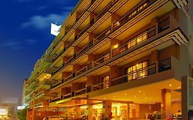 พัทยา ลอฟต์ แมเนจ บาย ลอฟต์ กรุ๊ป